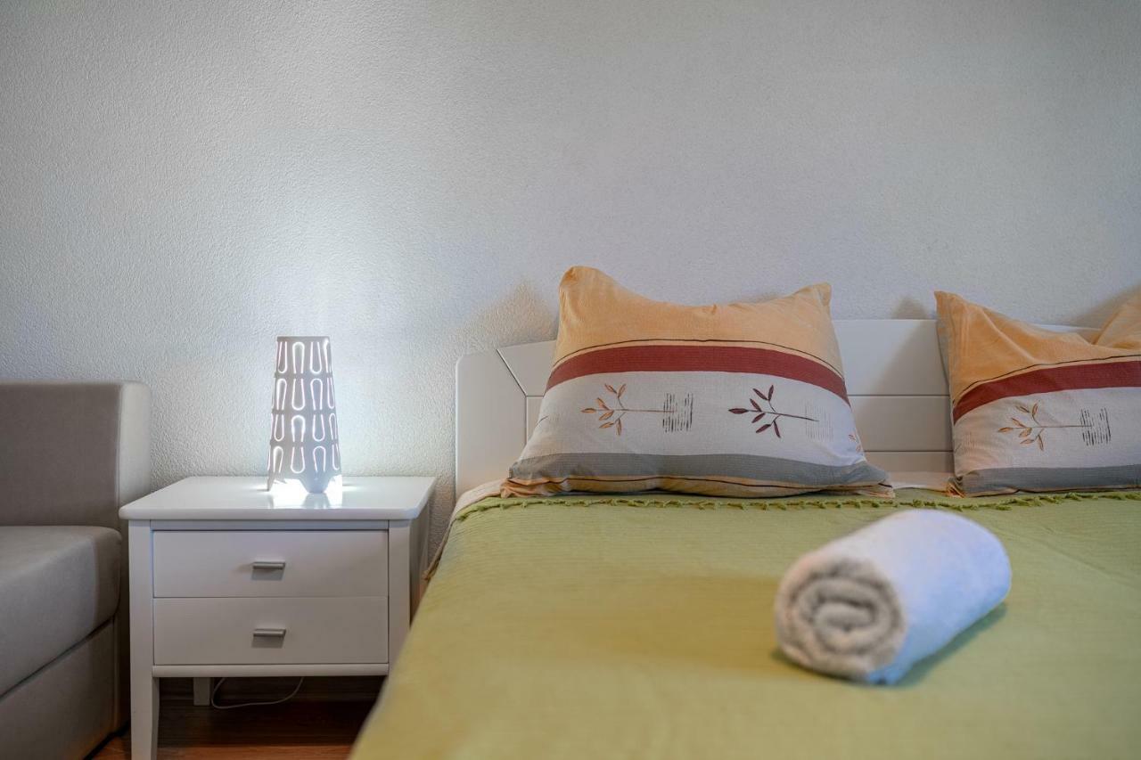 Apartmani Pataca Водице Екстер'єр фото