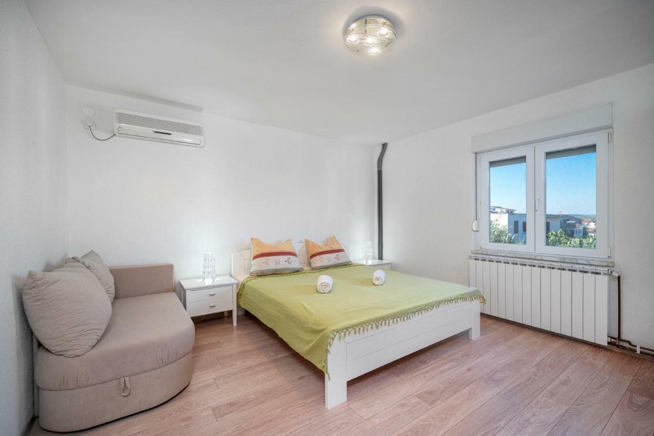 Apartmani Pataca Водице Екстер'єр фото