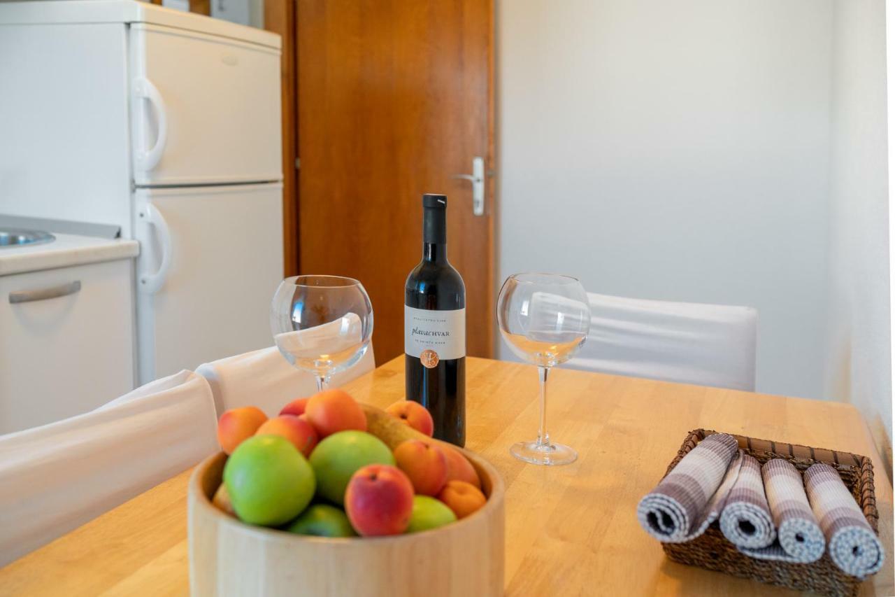 Apartmani Pataca Водице Екстер'єр фото